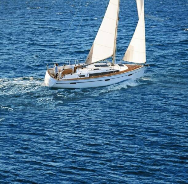 Bavaria Cruiser 37  | Toni