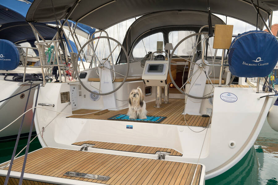 Bavaria Cruiser 37  | Toni