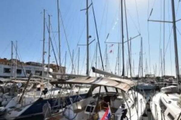 Bavaria Cruiser 37 | Viviana