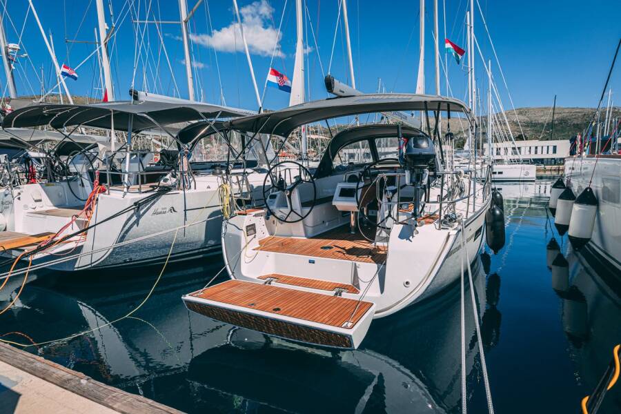 Bavaria Cruiser 37  | Firenze