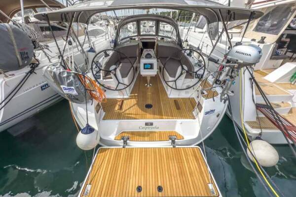 Bavaria Cruiser 37
