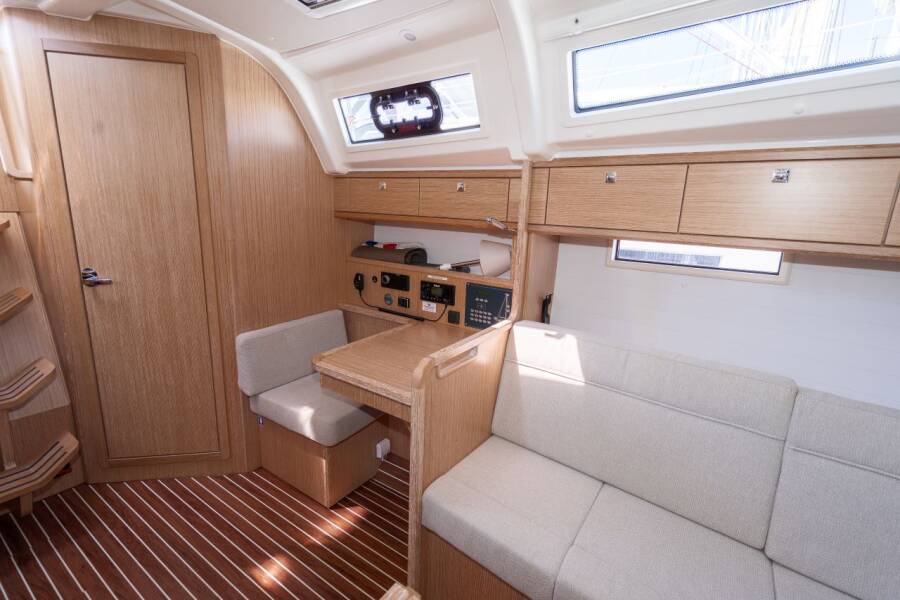 Bavaria Cruiser 37  | Kata