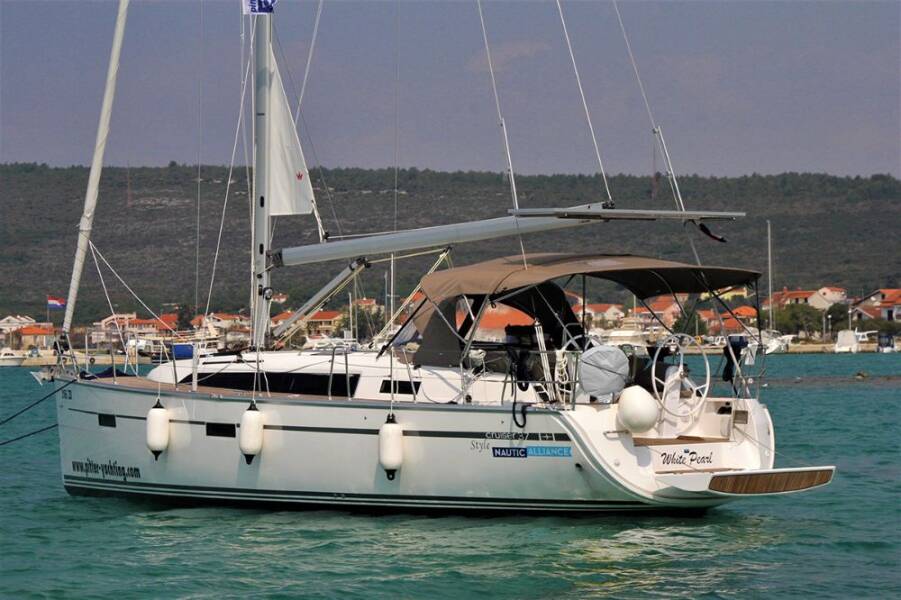 Bavaria Cruiser 37  | White Pearl 