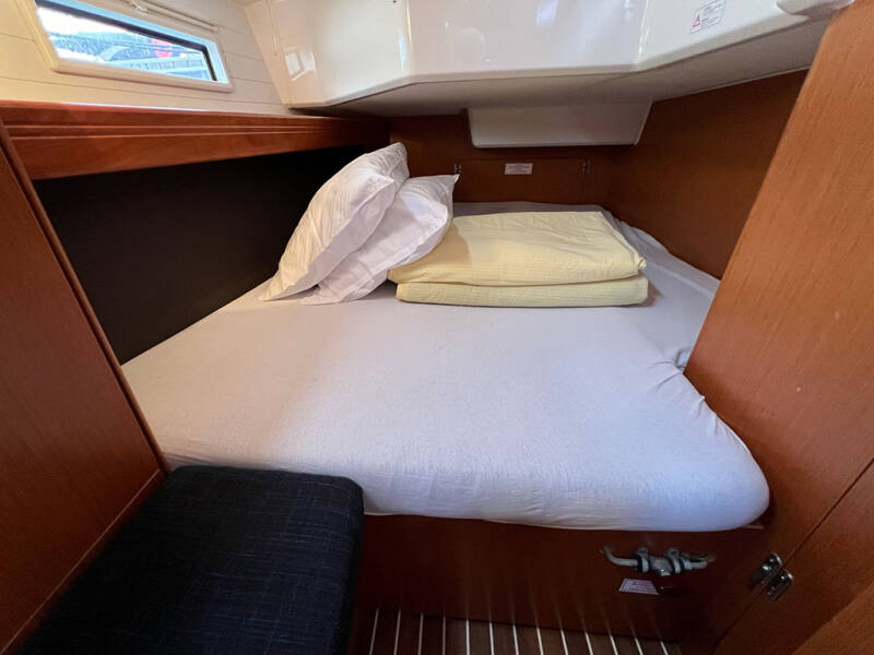 Bavaria Cruiser 37  | Bura
