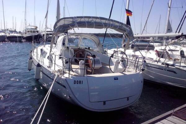 Bavaria Cruiser 37