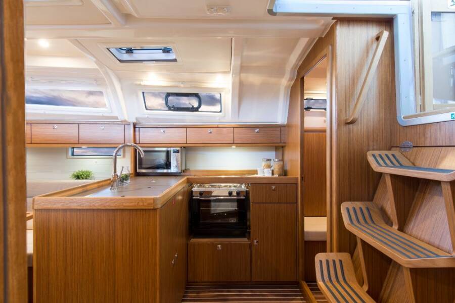 Bavaria Cruiser 37  | Kristina