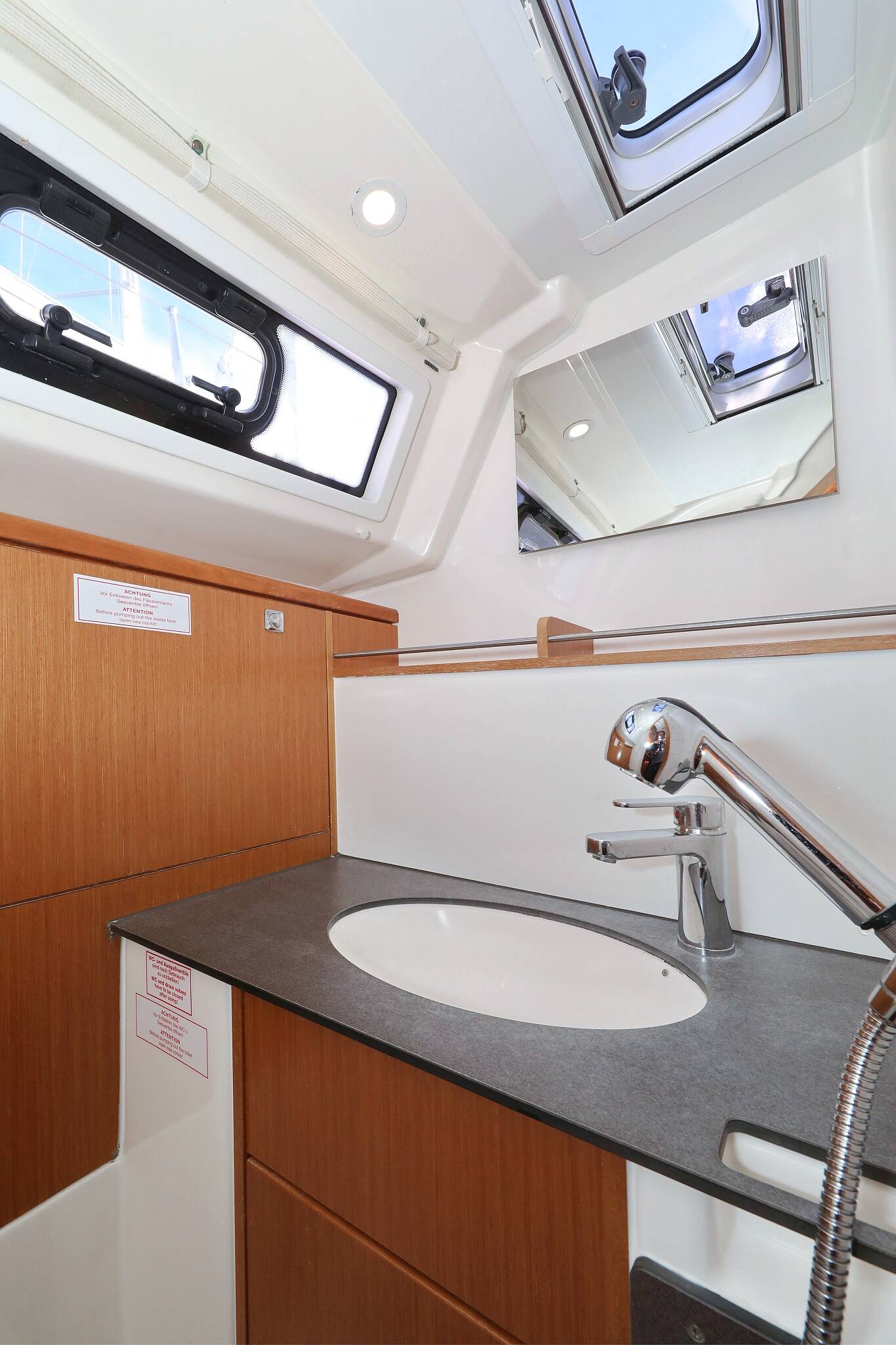 Bavaria Cruiser 37  | Sun Course
