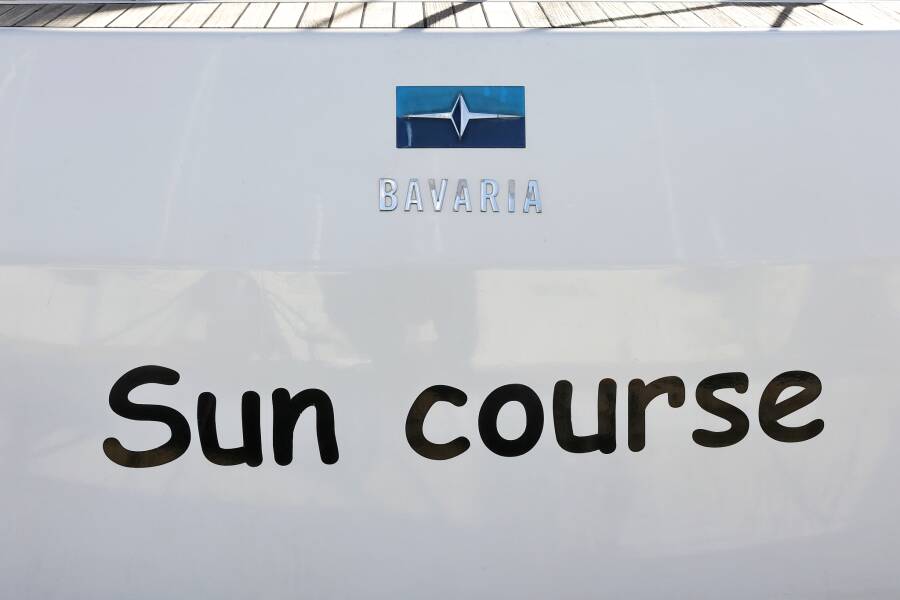 Bavaria Cruiser 37  | Sun Course