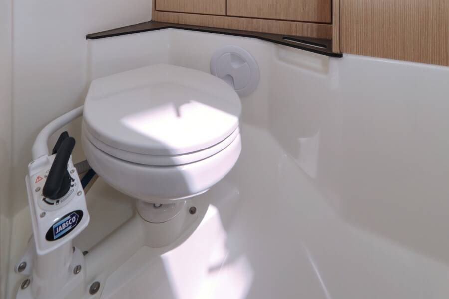 Bavaria Cruiser 37 | Jazz Band