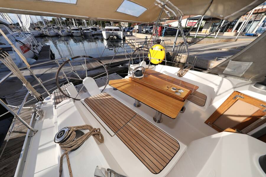 Bavaria Cruiser 37  | Angelic