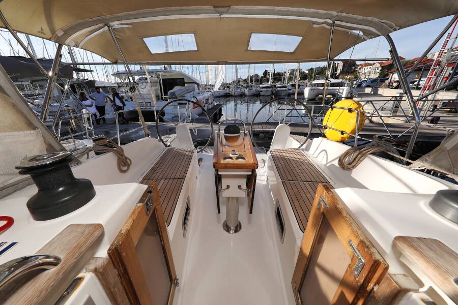 Bavaria Cruiser 37  | Angelic
