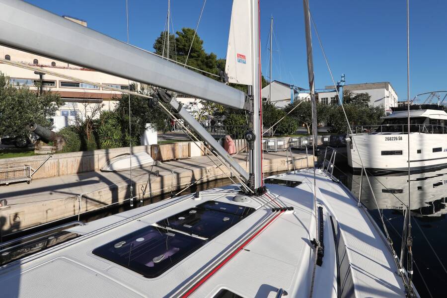 Bavaria Cruiser 37  | Angelic