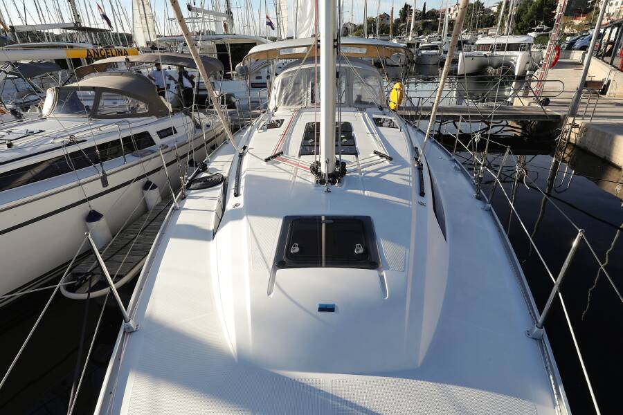 Bavaria Cruiser 37  | Angelic