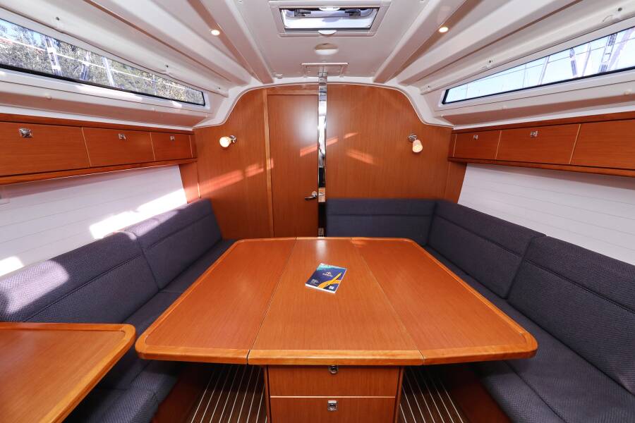Bavaria Cruiser 37  | Angelic