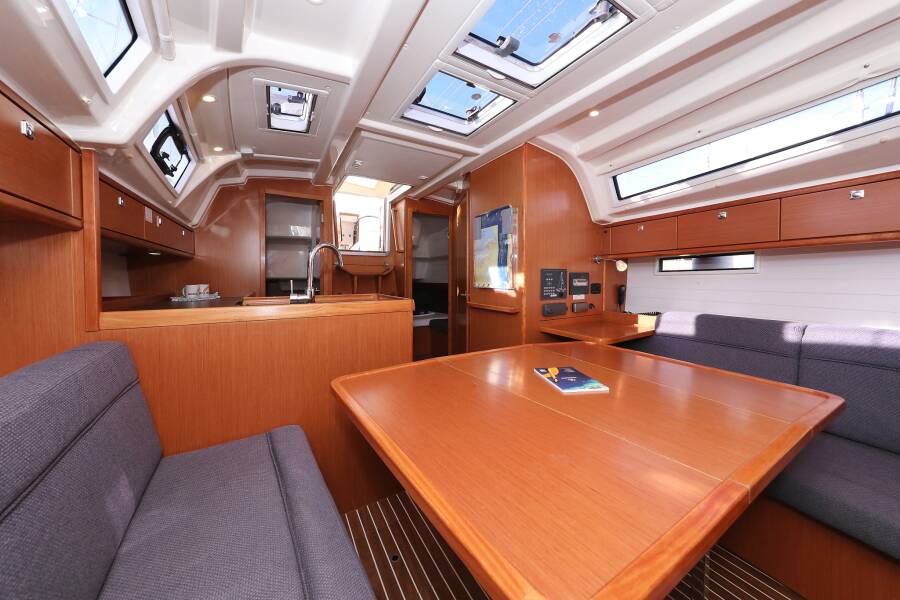 Bavaria Cruiser 37  | Angelic