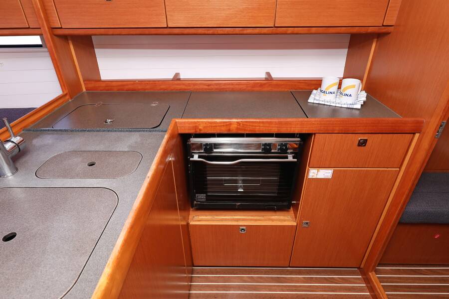 Bavaria Cruiser 37  | Angelic