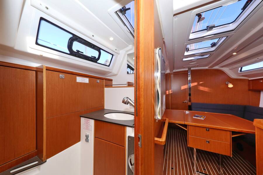 Bavaria Cruiser 37  | Angelic
