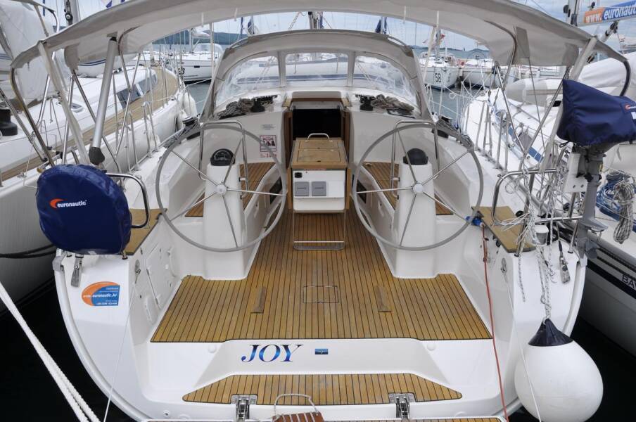 Bavaria Cruiser 40  | Joy