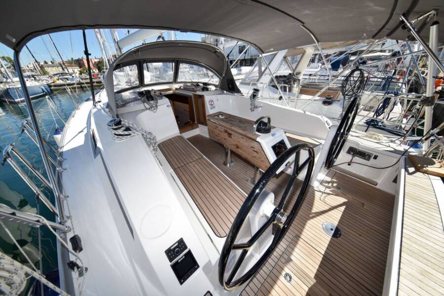 Bavaria Cruiser 41  | Nixie