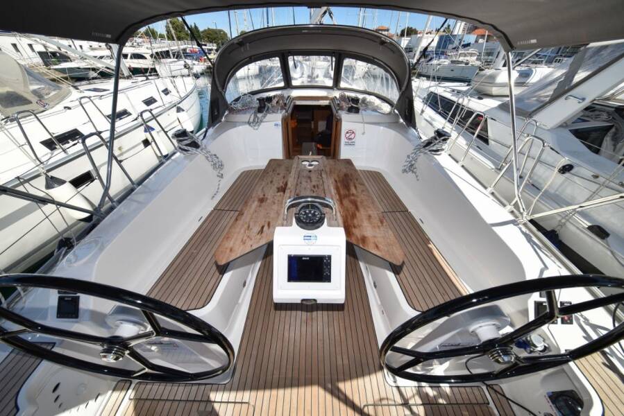 Bavaria Cruiser 41  | Nixie