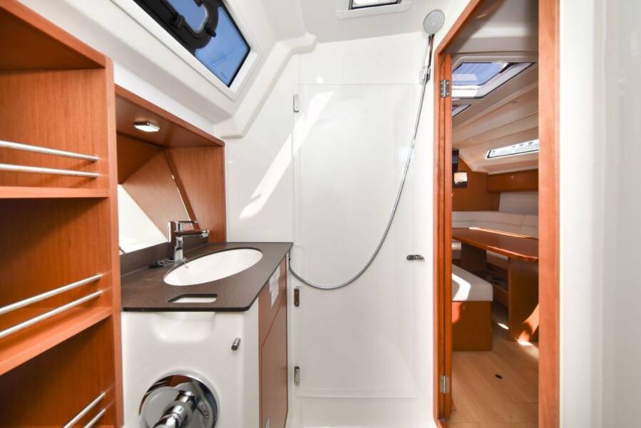 Bavaria Cruiser 41  | Nixie