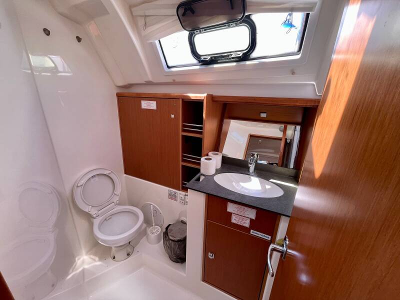 Bavaria Cruiser 41  | My Point