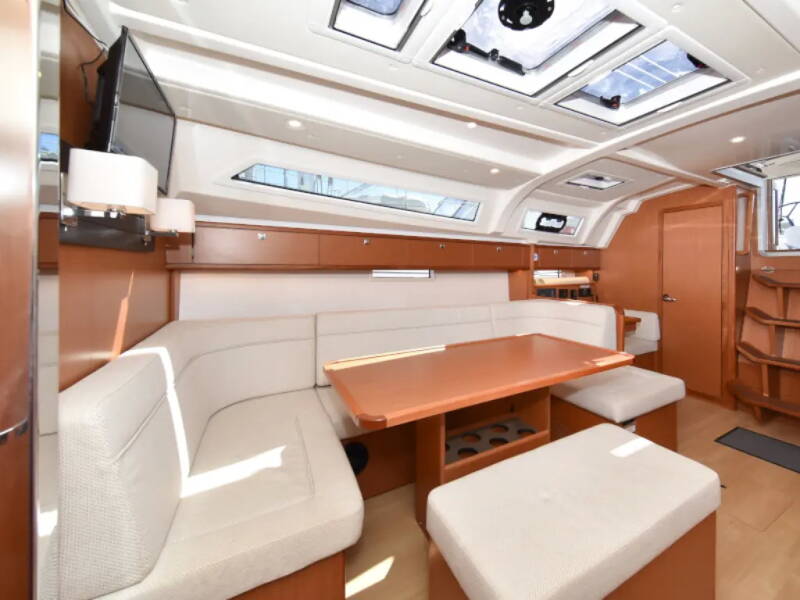 Bavaria Cruiser 41  | CLASS