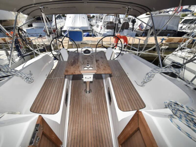 Bavaria Cruiser 41 | Nixie