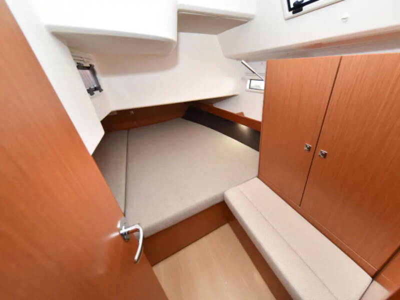 Bavaria Cruiser 41 | Nixie