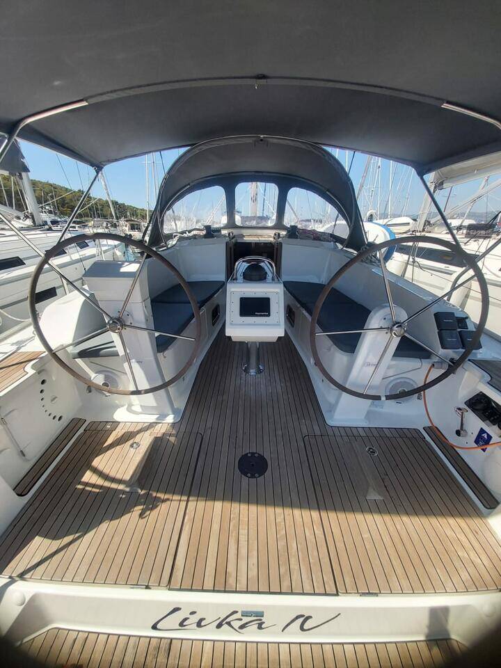 Bavaria Cruiser 41  | Livka IV