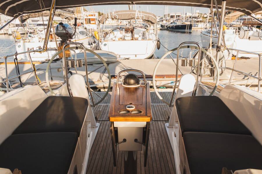 Bavaria Cruiser 41  | Astros