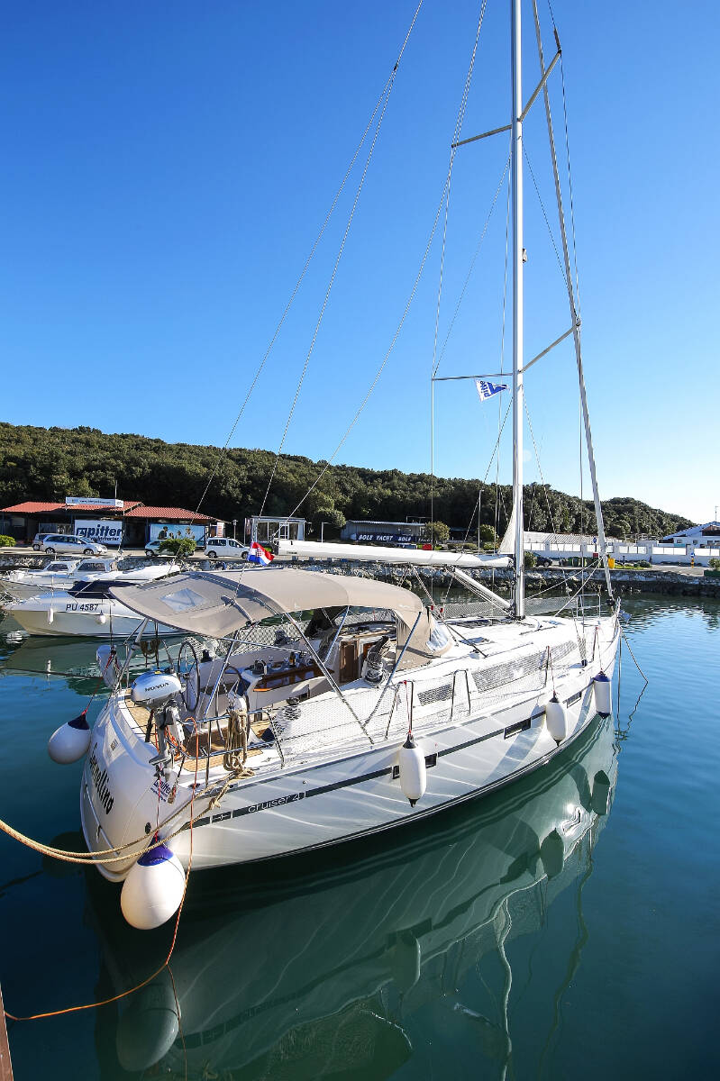 Bavaria Cruiser 41  | Sonelinno