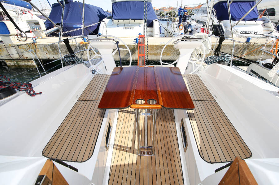 Bavaria Cruiser 41S  | Kraljevna (19)