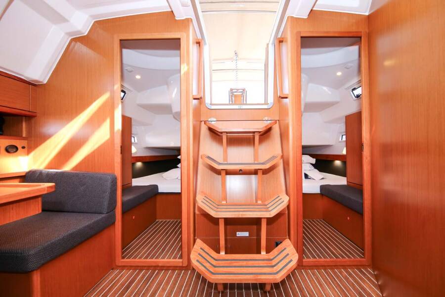 Bavaria Cruiser 41S  | Kraljevna (19)