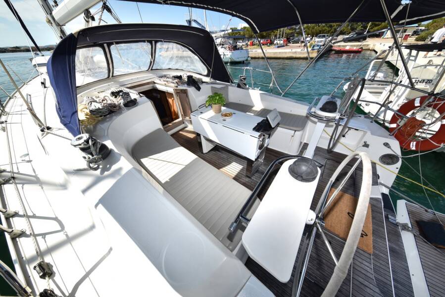 Bavaria Cruiser 45  | Controvento