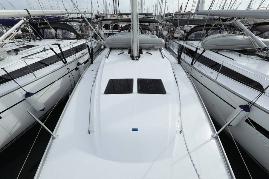 Bavaria Cruiser 46  | silence four