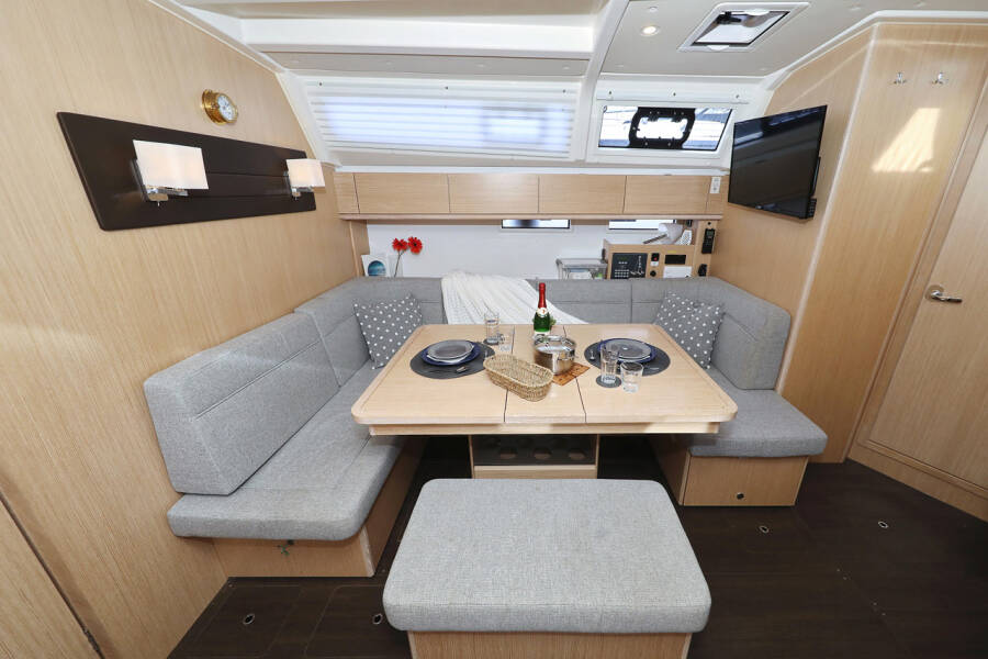 Bavaria Cruiser 46  | silence four