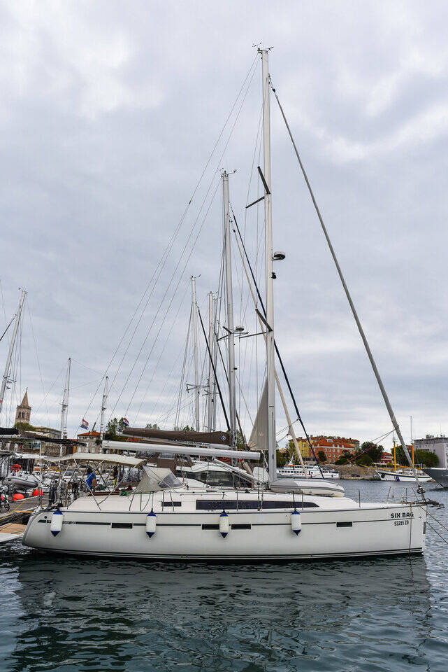 Bavaria Cruiser 46  | Six Bag