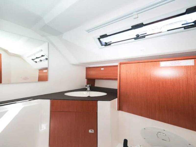 Bavaria Cruiser 46 | Jameson II