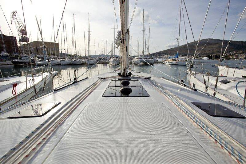 Bavaria Cruiser 46  | Grey Sky