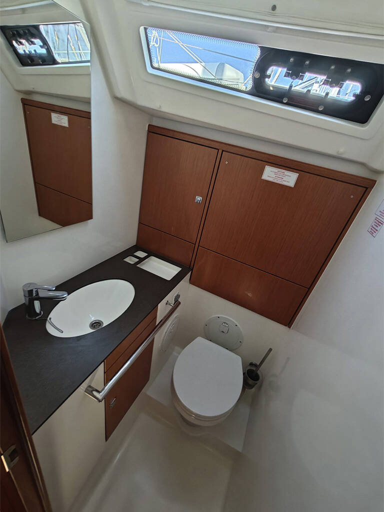 Bavaria Cruiser 46  | Sea Legend