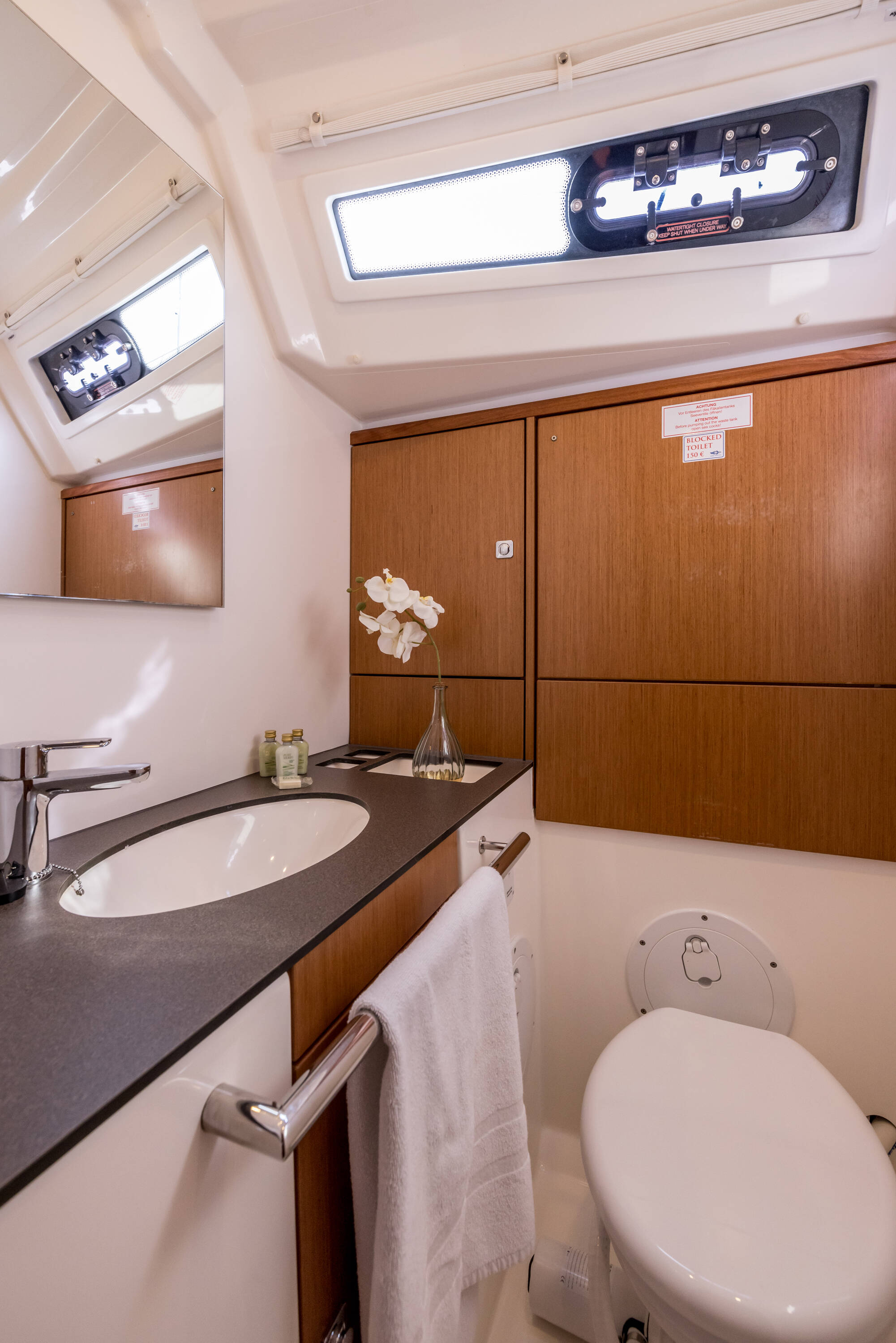 Bavaria Cruiser 46  | Sea Sparkle