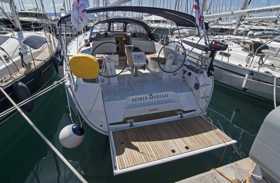 Bavaria Cruiser 46  | Adria Myriam