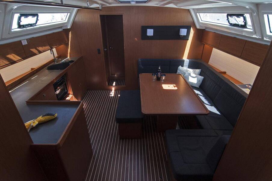 Bavaria Cruiser 46  | Adria Myriam
