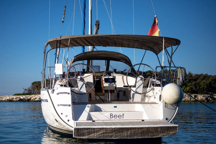Bavaria Cruiser 46 | Beef
