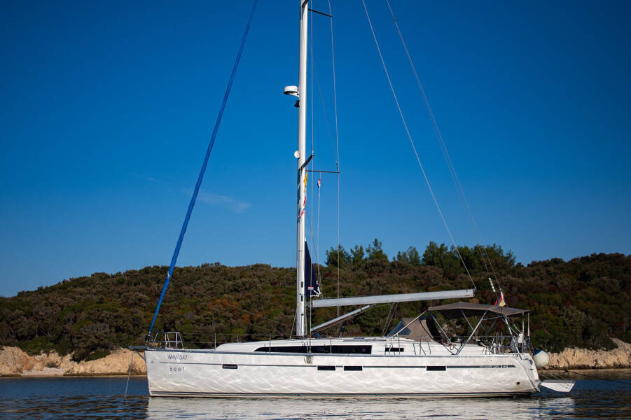 Bavaria Cruiser 46 | Beef
