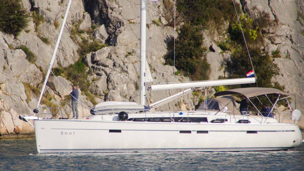 Bavaria Cruiser 46 | Beef