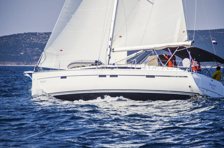 Bavaria Cruiser 46 | Beef
