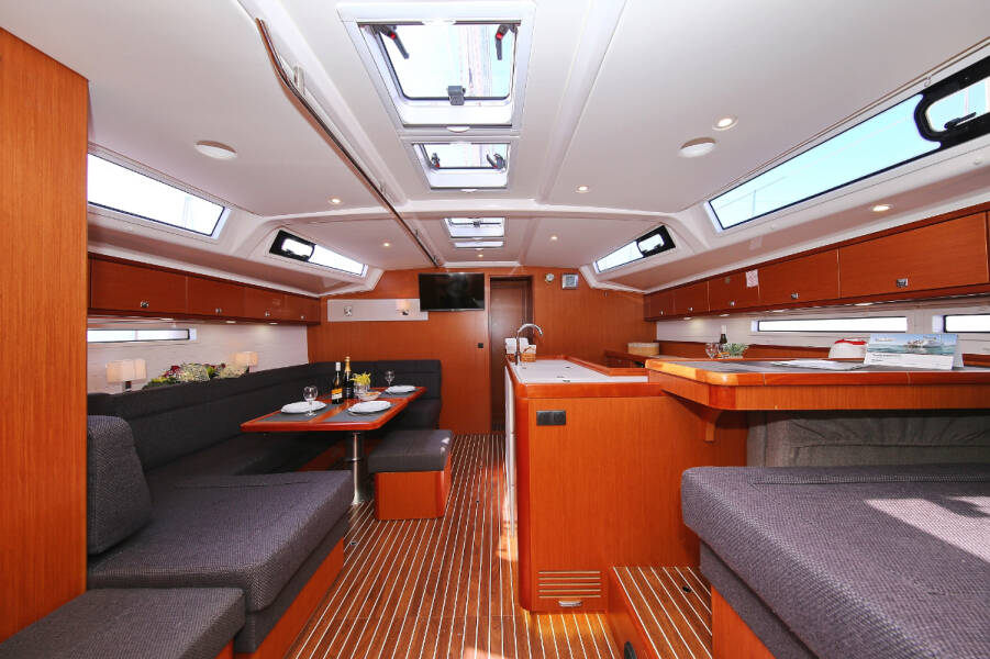 Bavaria Cruiser 56  | El Karinjo