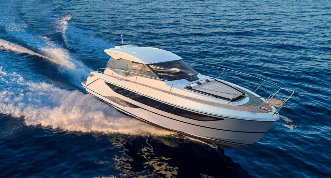 Bavaria SR36HT  | Lilian